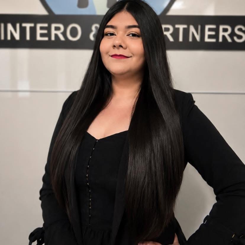 Jenesis Arbaiza — Agente de Seguros de Vida